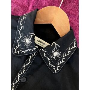 Vintage EQUIPMENT Men's Country Western Embroidered Button Down Small S Black